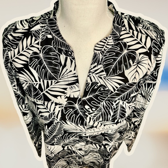 NWT Calvin Klein Black & White Tropical Leaf Print Linen Blend Button Up Size S - Picture 3 of 11